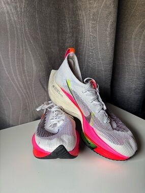 Nike Air Zoom alphafly next% white pink black Rawdacious women’s 8.5